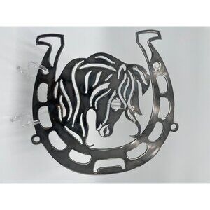 Horse Head Cutout Metal Wall Art In Horseshoe Design Rustic Home Decor